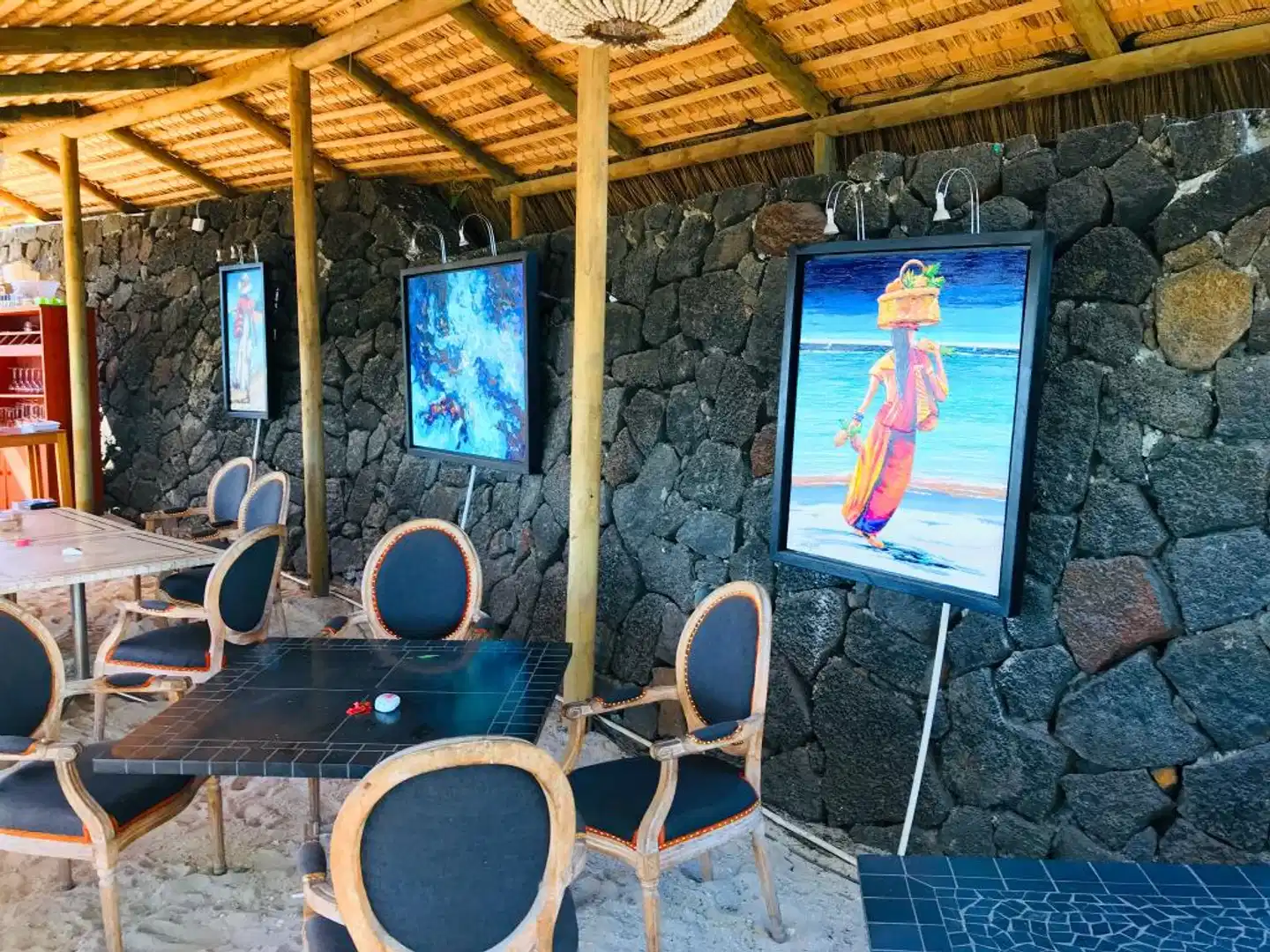 Flowers of Paradise Restaurant