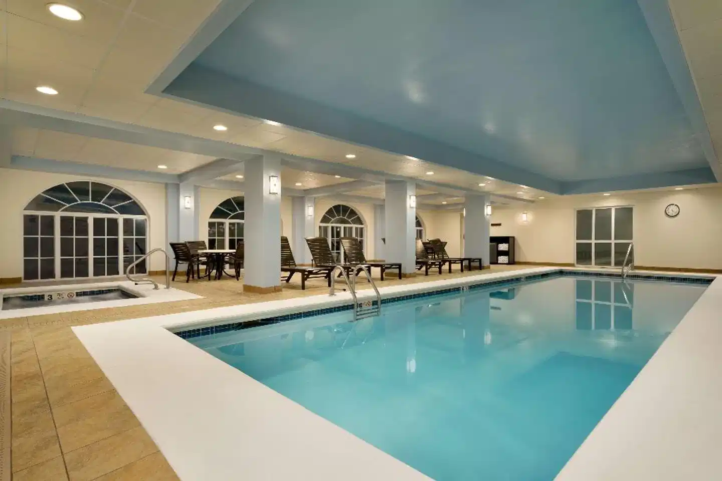 Hampton Inn & Suites Newport/Middletown Hallenbad