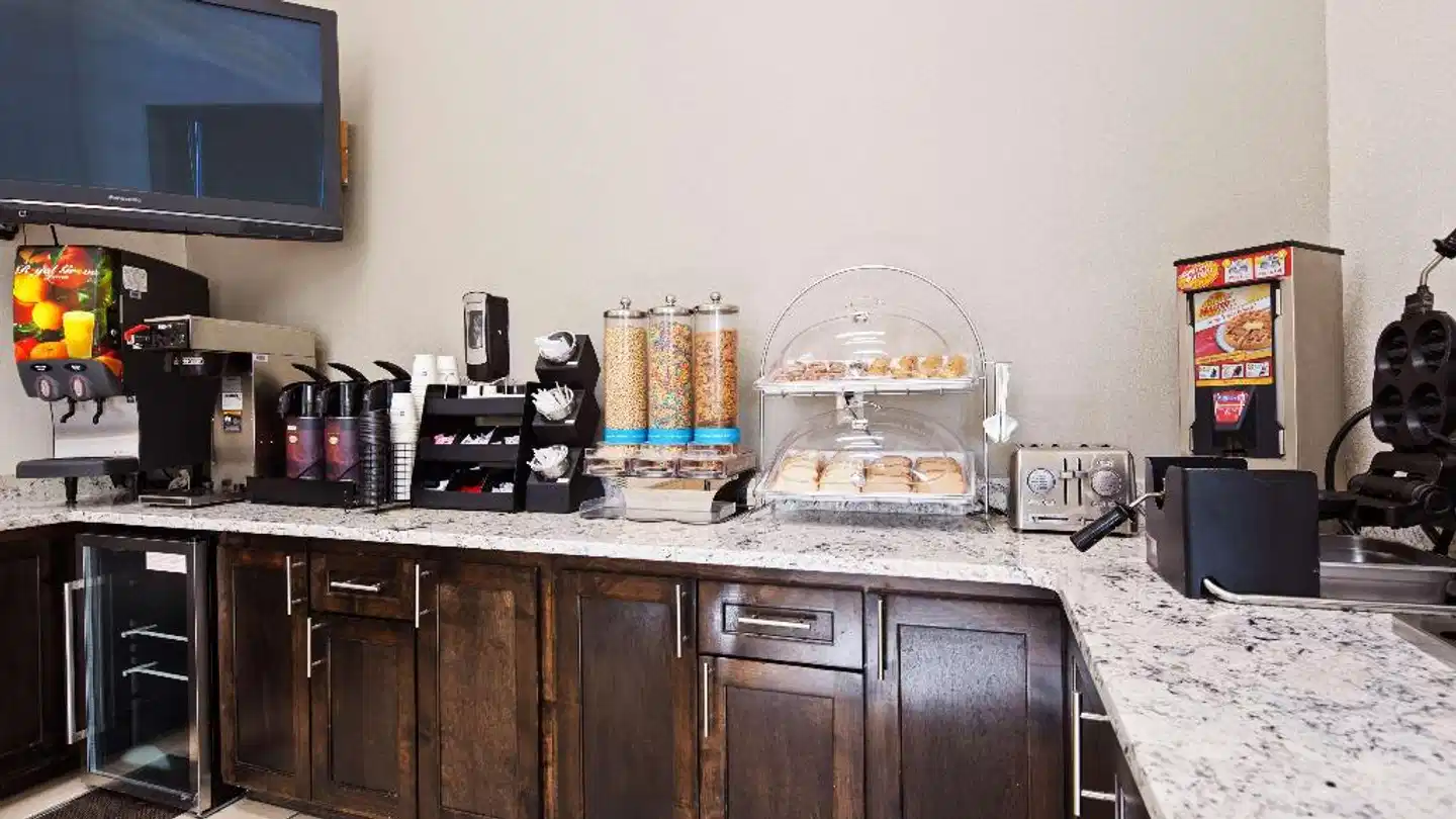 SureStay Hotel By Best Western Albuquerque Midtown Bar