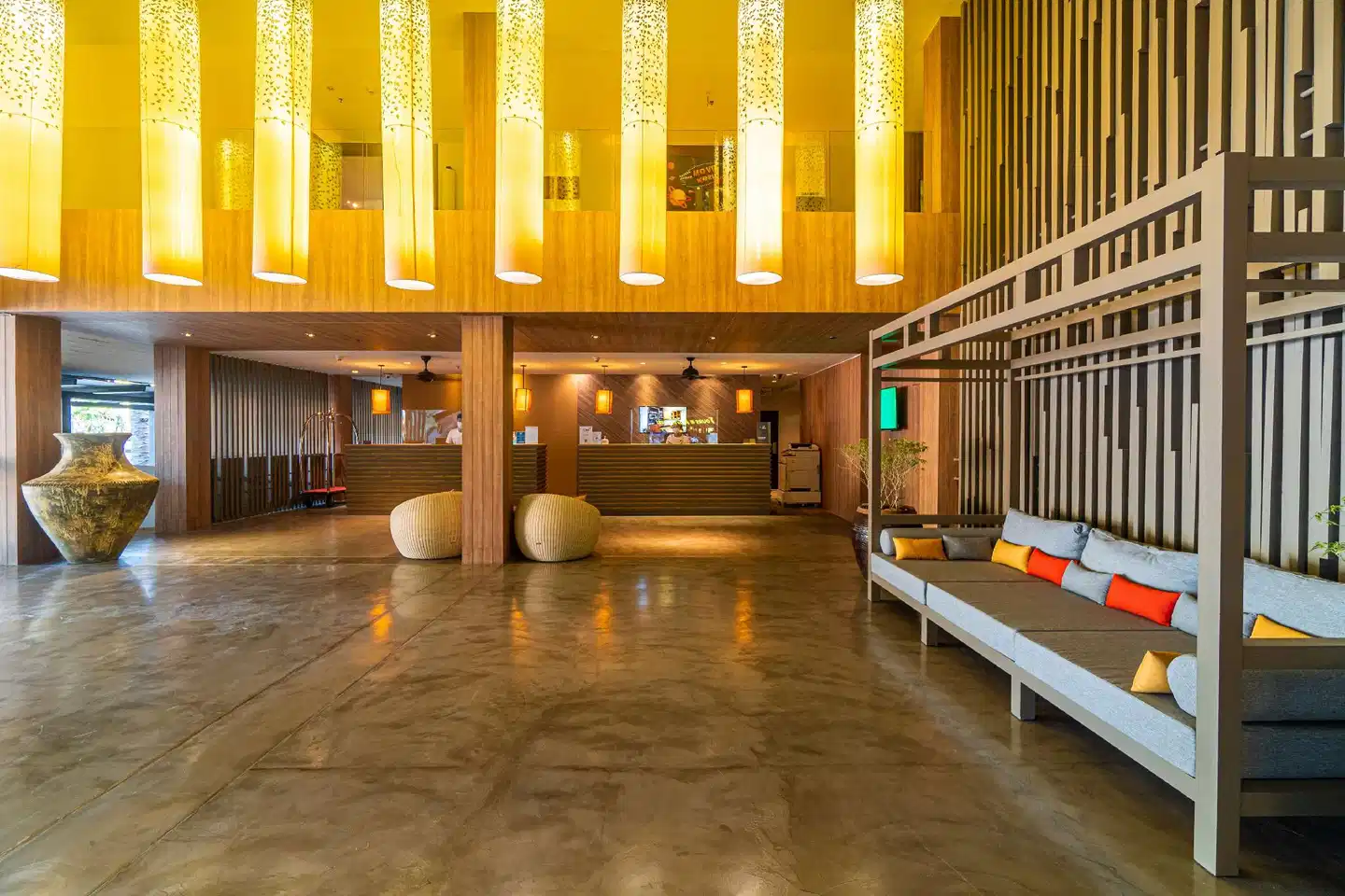Radisson Resort and Suites Phuket Lobby