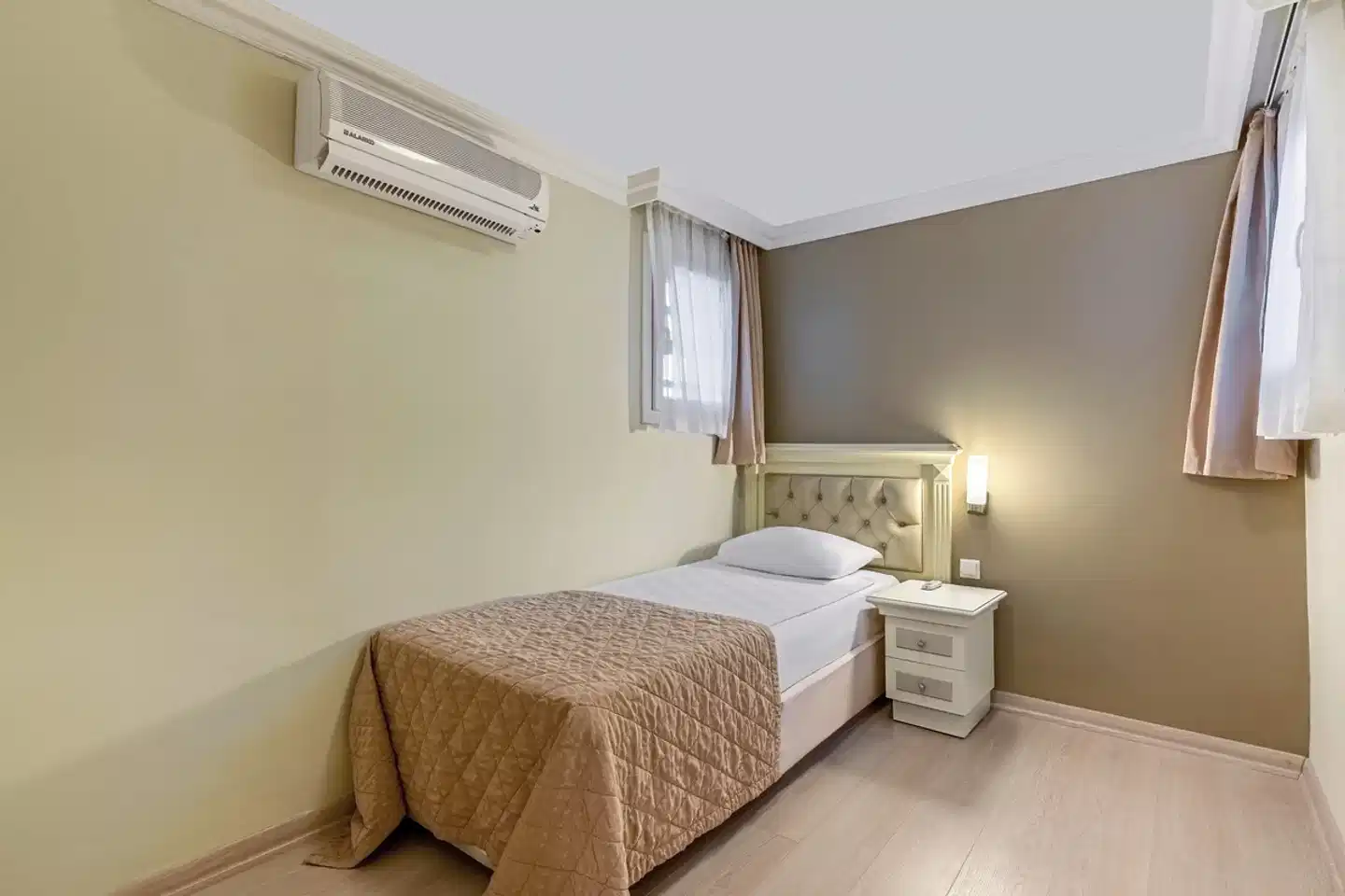 Emelda Sun Club ACCOMMODATION