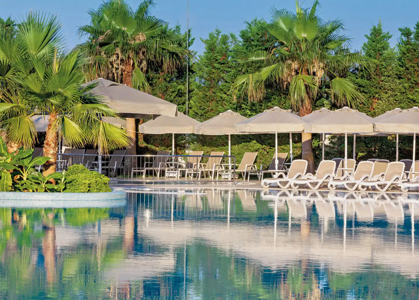 Melas Lara Hotel POOL