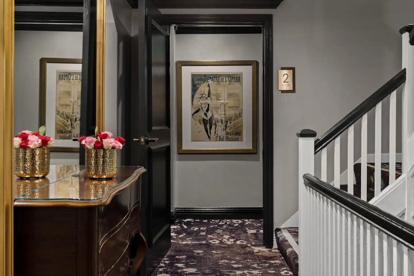 Inn at the Opera Wohnbeispiel