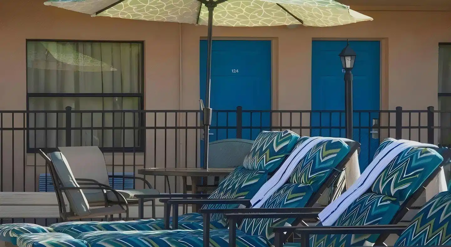 Seasons Florida Resort Hallenbad