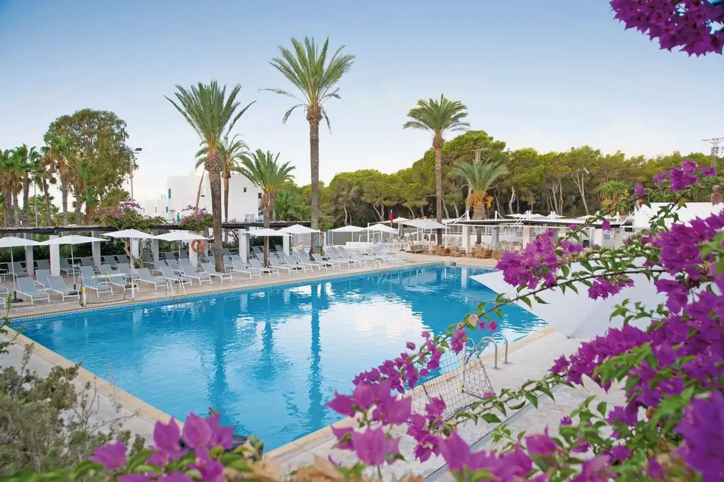 Cala Llenya Resort Ibiza Pool