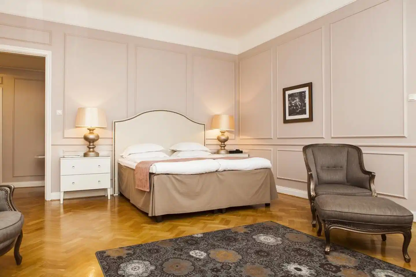 Elite Hotel Savoy Wohnbeispiel