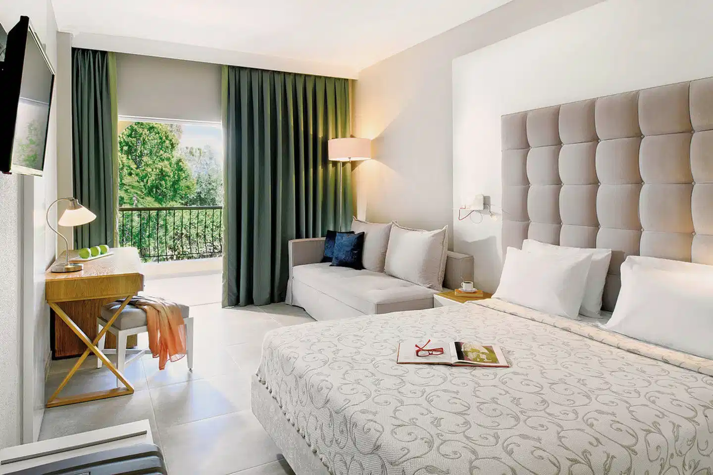 Portes Beach ACCOMMODATION