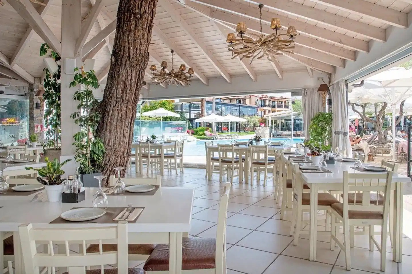 Anthemus Sea Beach Hotel & Spa TERRACE