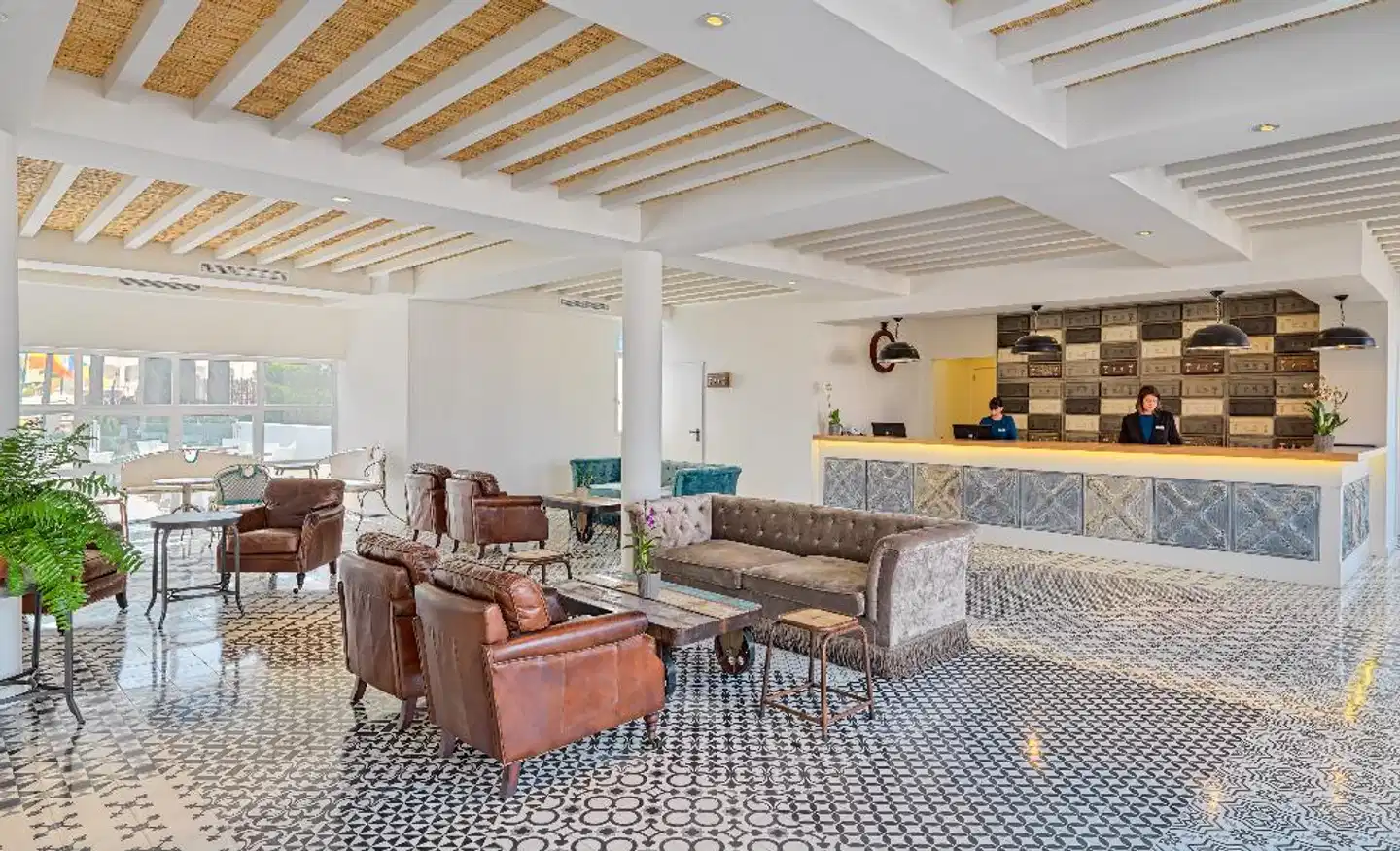 H10 Ocean Suites Lobby