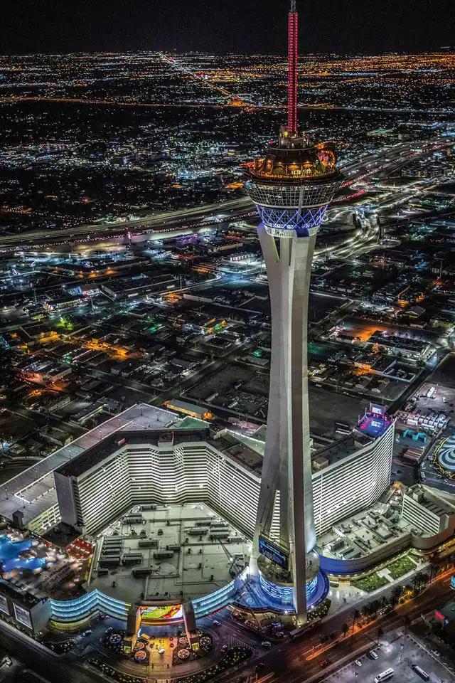 The STRAT Hotel Casino & Skypod Terrasse