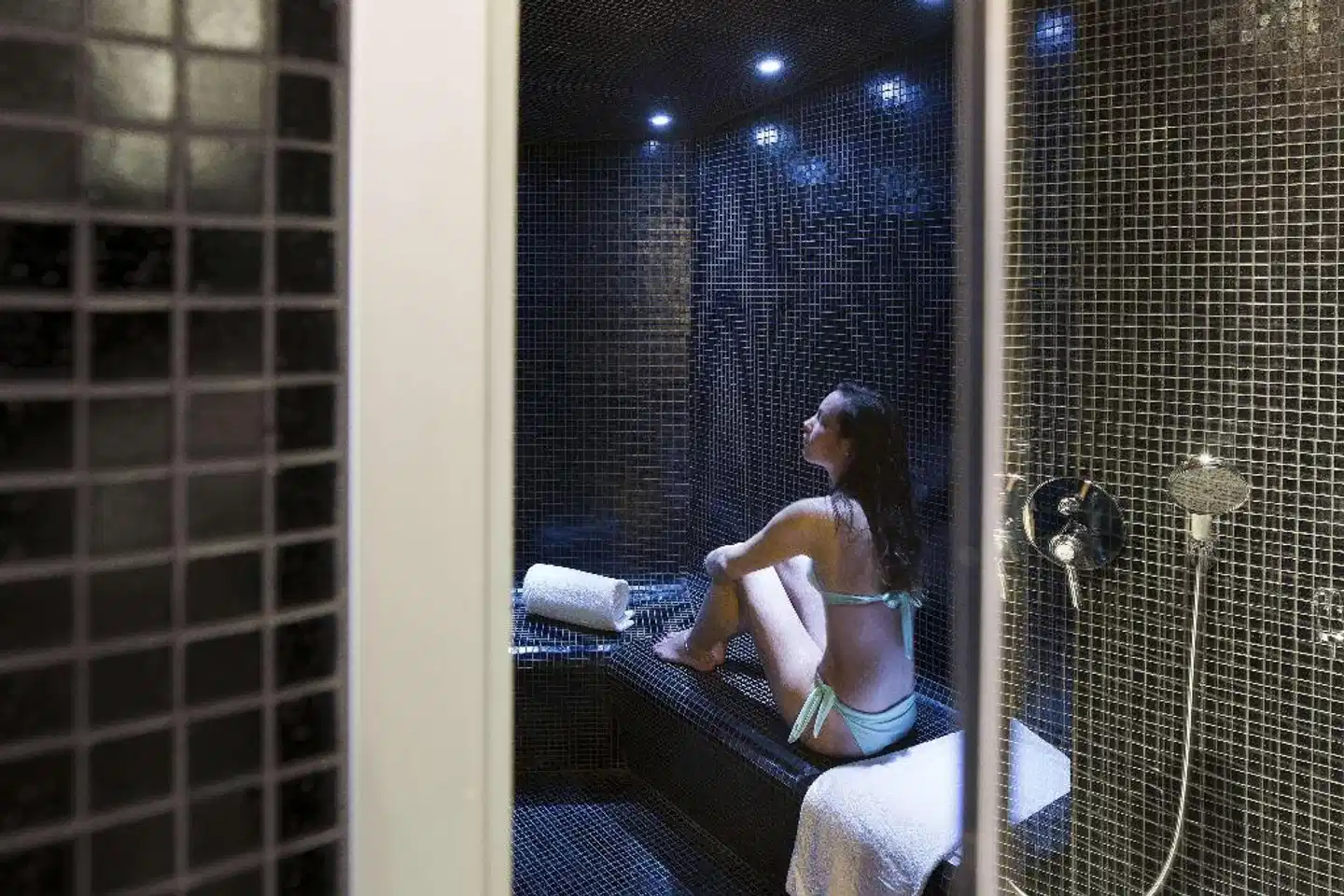 Le Belmont Champs Elysees Personen