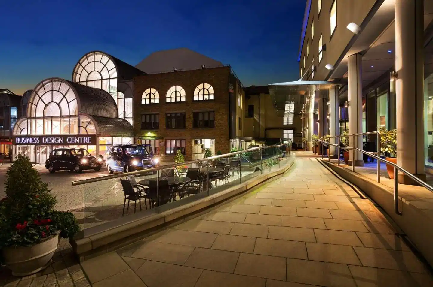 Hilton London Angel Islington Aussenansicht