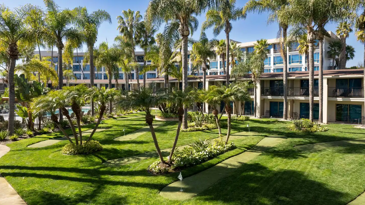 DoubleTree by Hilton San Diego Bayside Garten