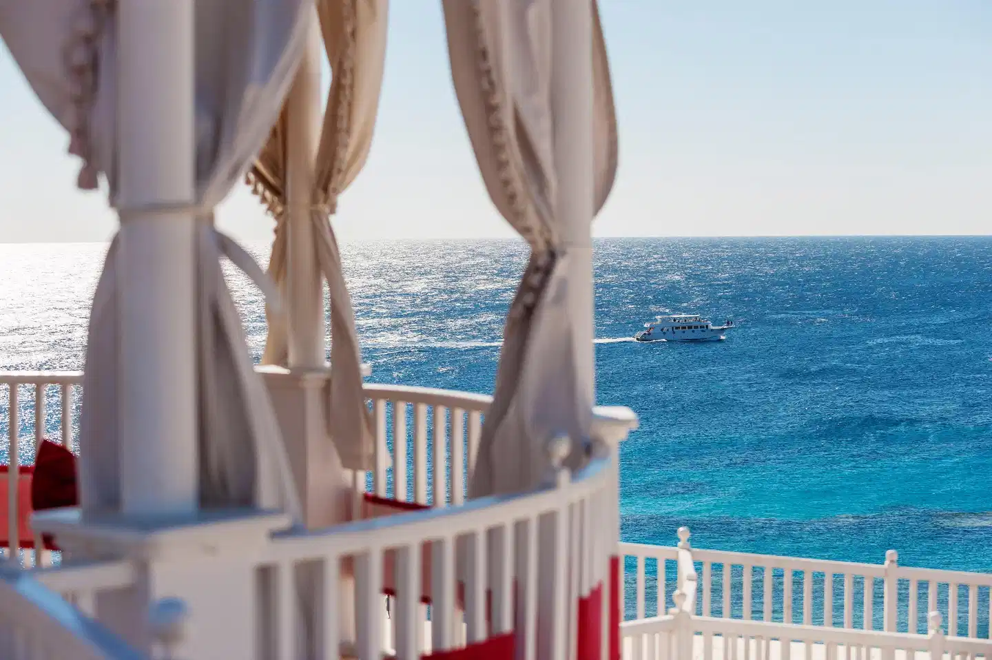 Reef Oasis Beach Resort OUTDOOR