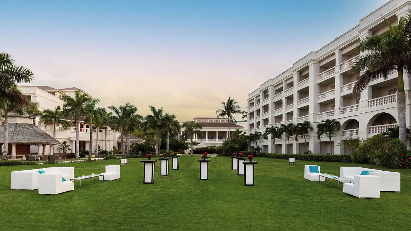 Hyatt Ziva Rose Hall Sport und Entertainment