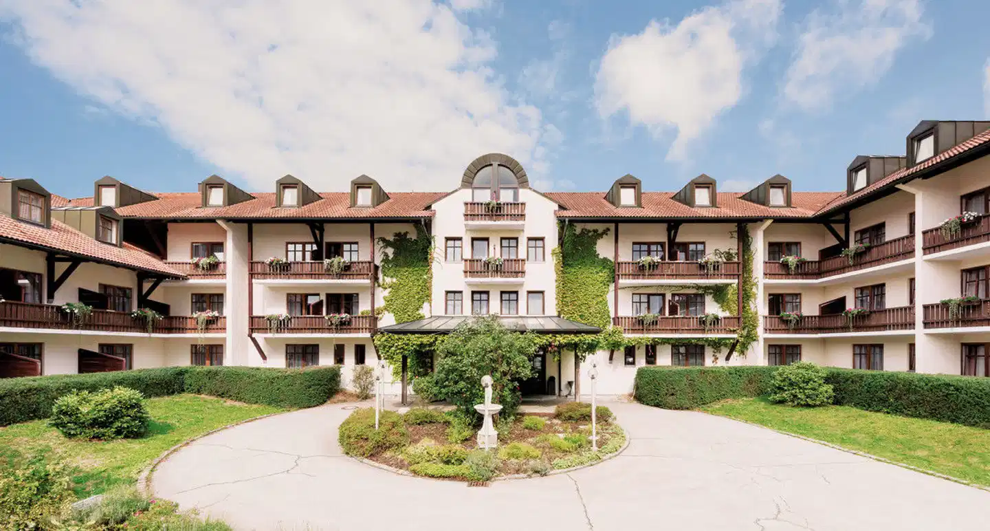 Donna Landhotel Rosenberger Aussenansicht