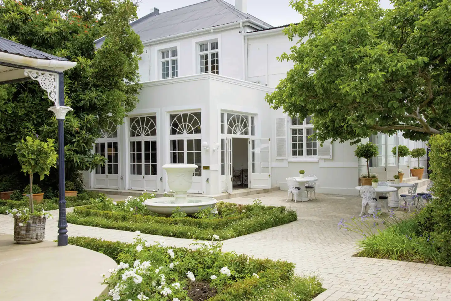 River Manor Boutique Hotel Aussenansicht