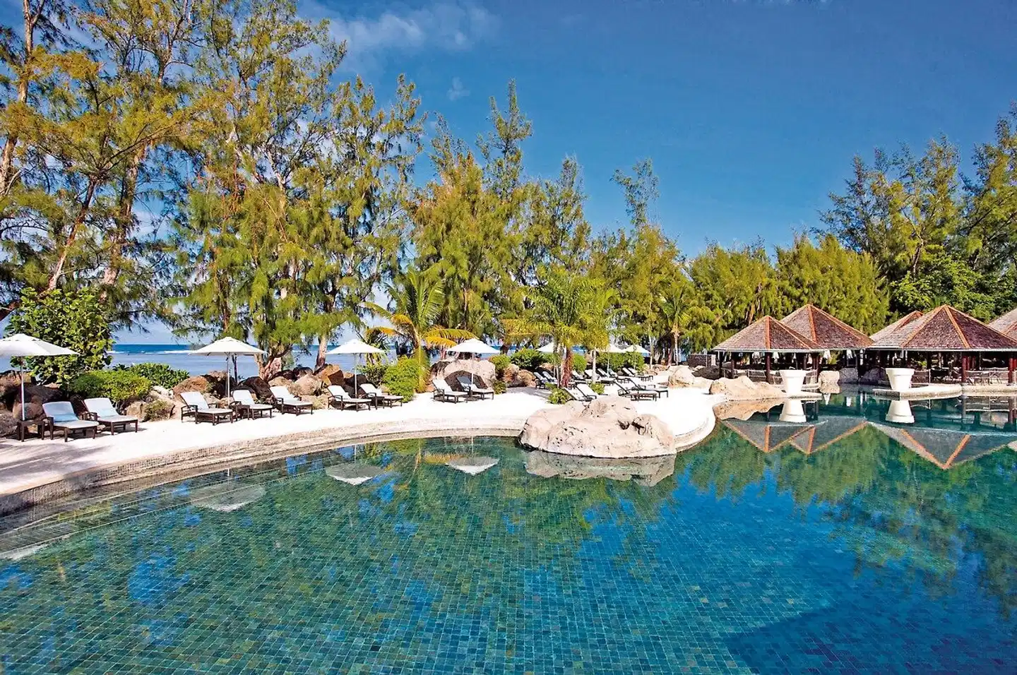 LUX* Saint Gilles Strand