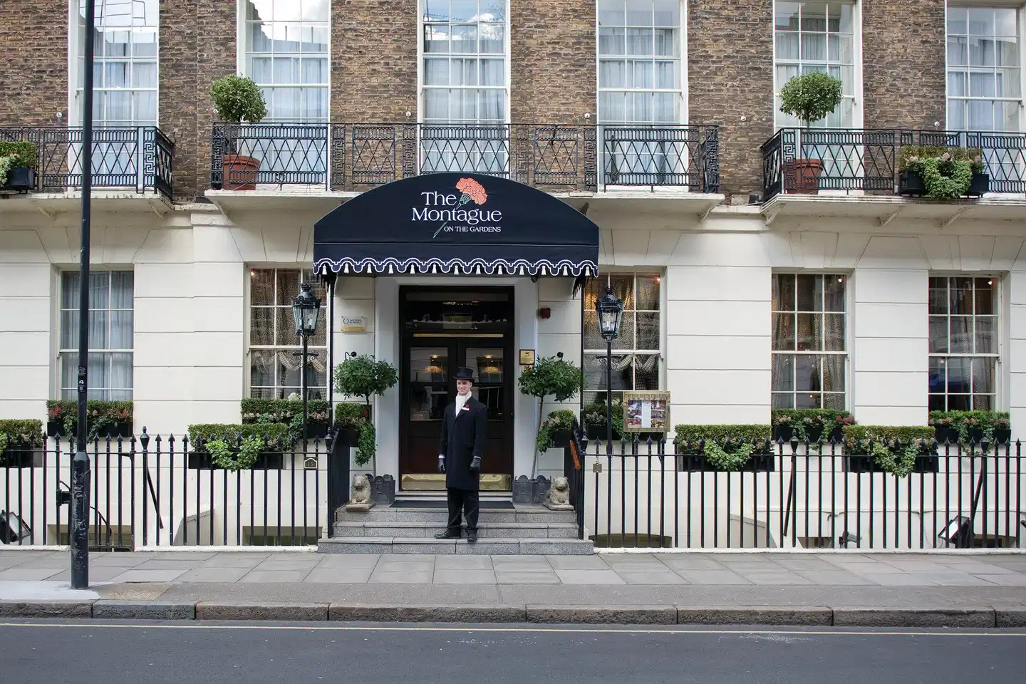 Montague on the Gardens Aussenansicht