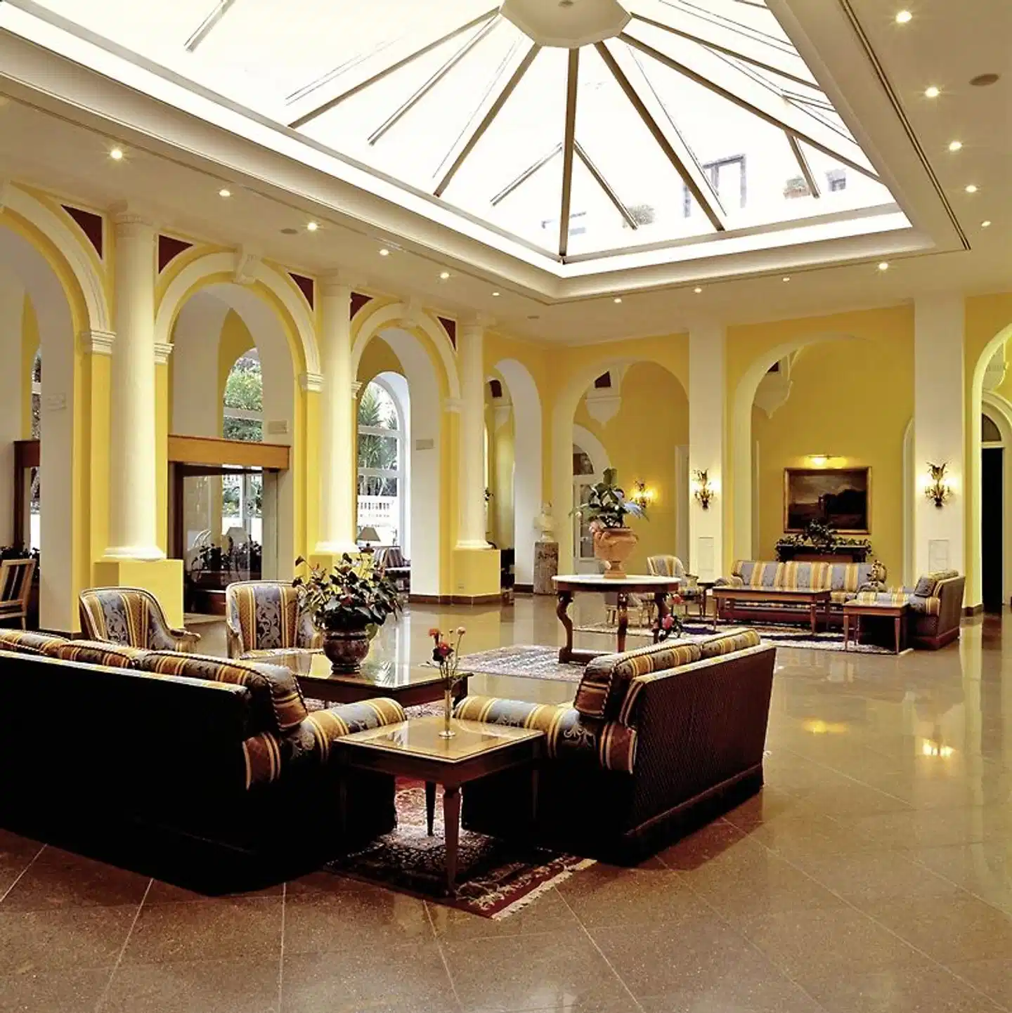 Imperial Tramontano Lobby