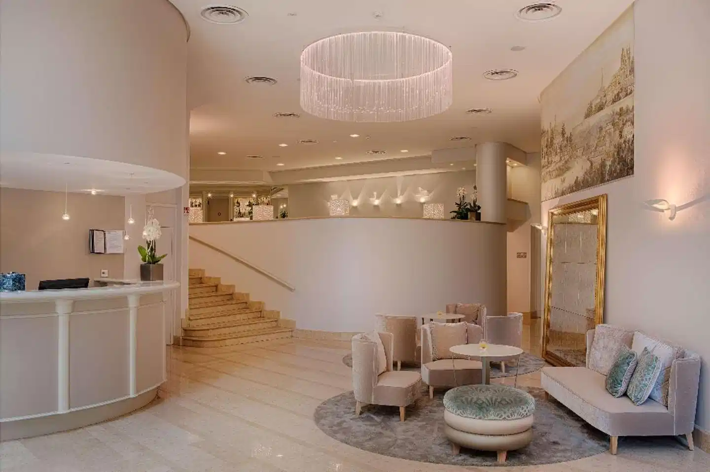 NH Genova Centro Lobby