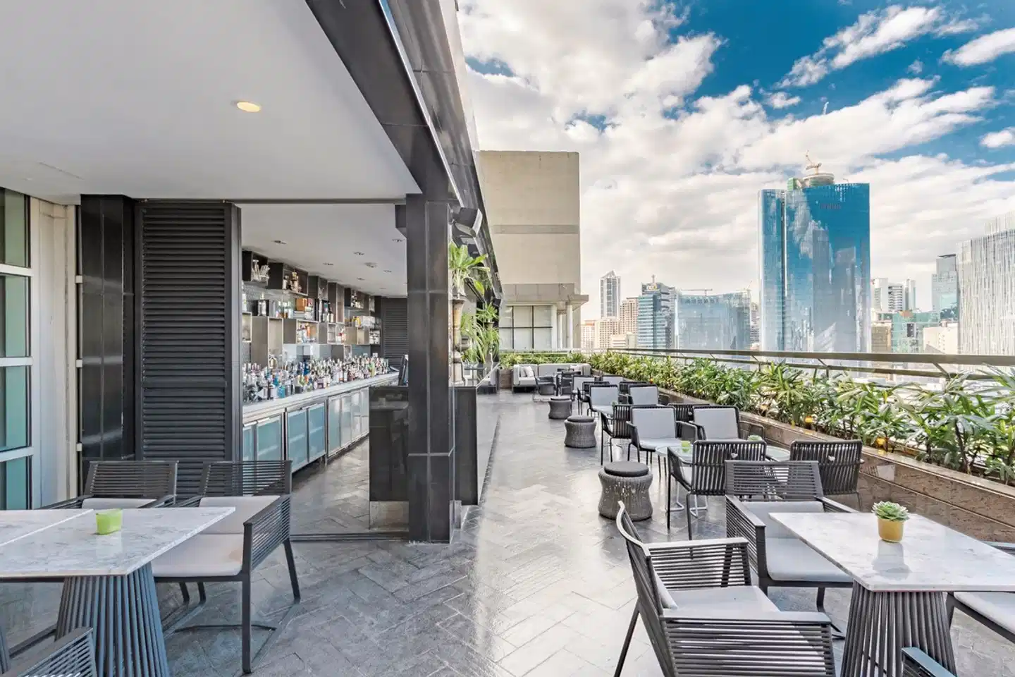 Discovery Primea Manila Restaurant