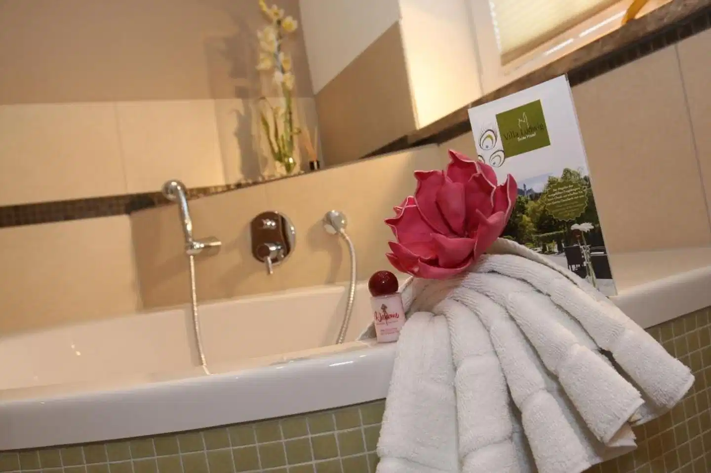 Villa Ludwig Suite Hotel Badezimmer