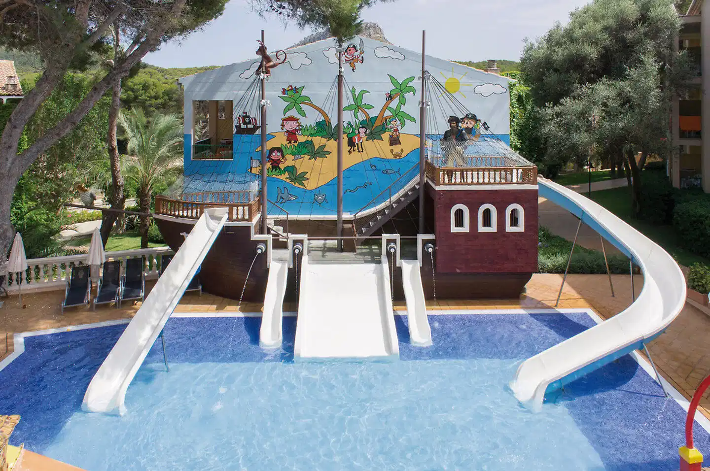 Zafiro Cala Mesquida Pool