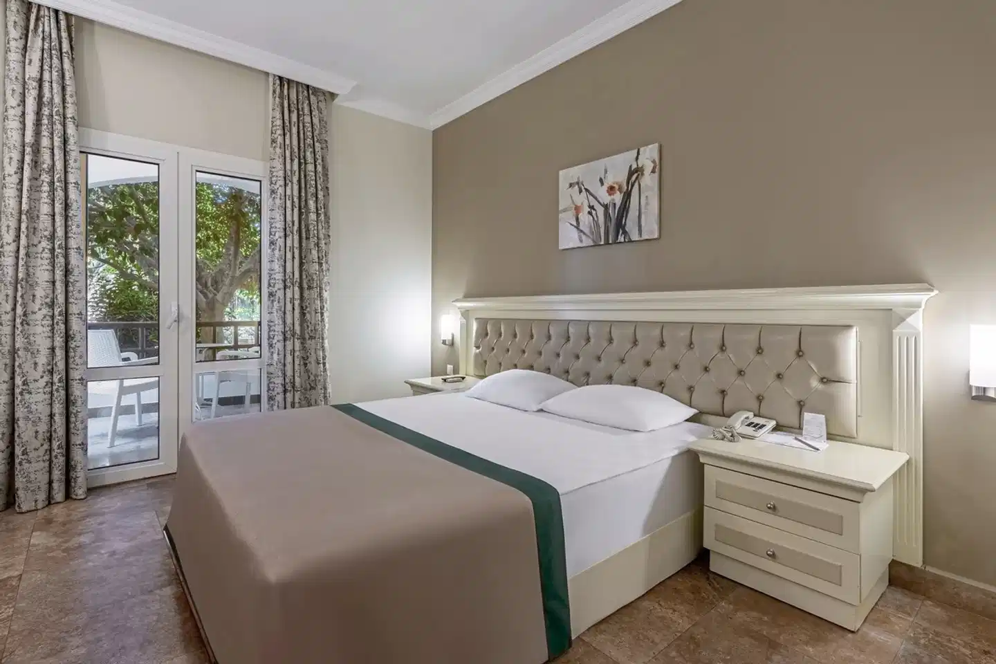 Emelda Sun Club ACCOMMODATION