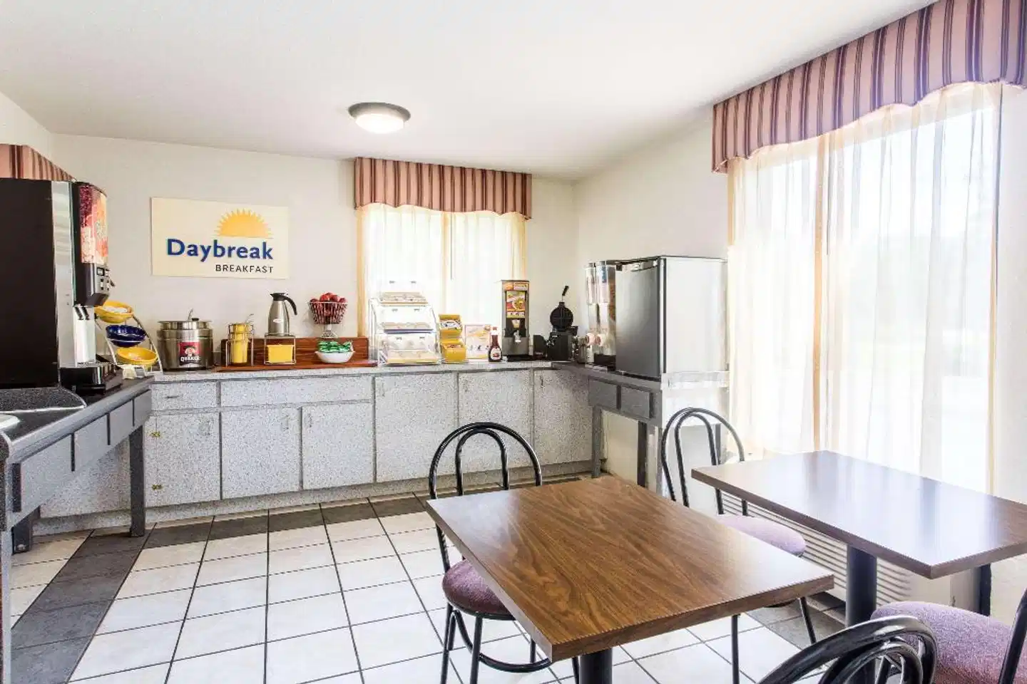 Days Inn by Wyndham Lake City I-10 Bar