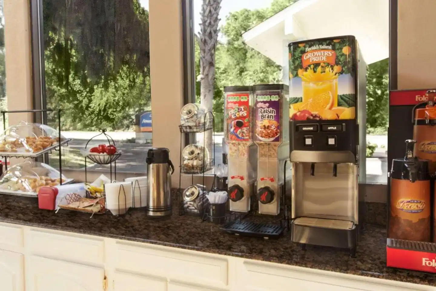 Howard Johnson Beaufort Restaurant