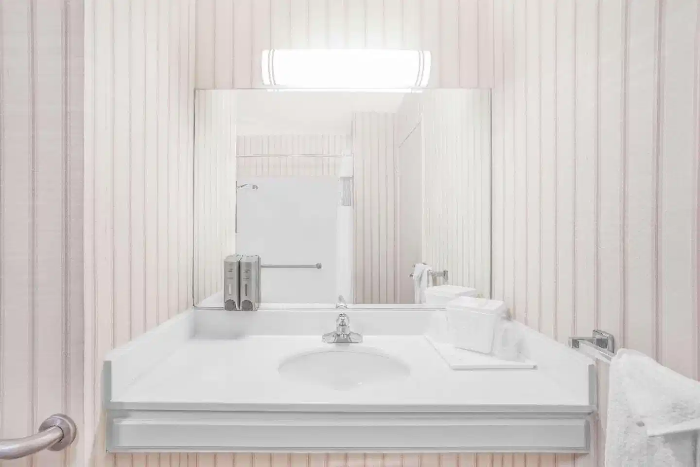 Ramada Inn Barstow Badezimmer