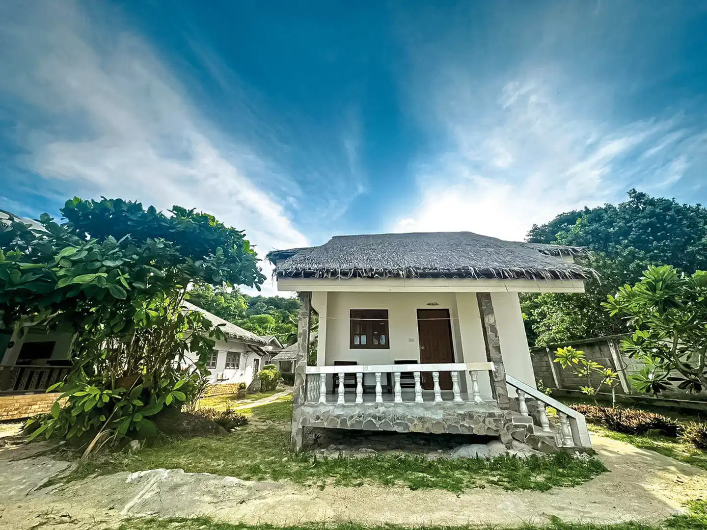 Phuwadee Resort Aussenansicht