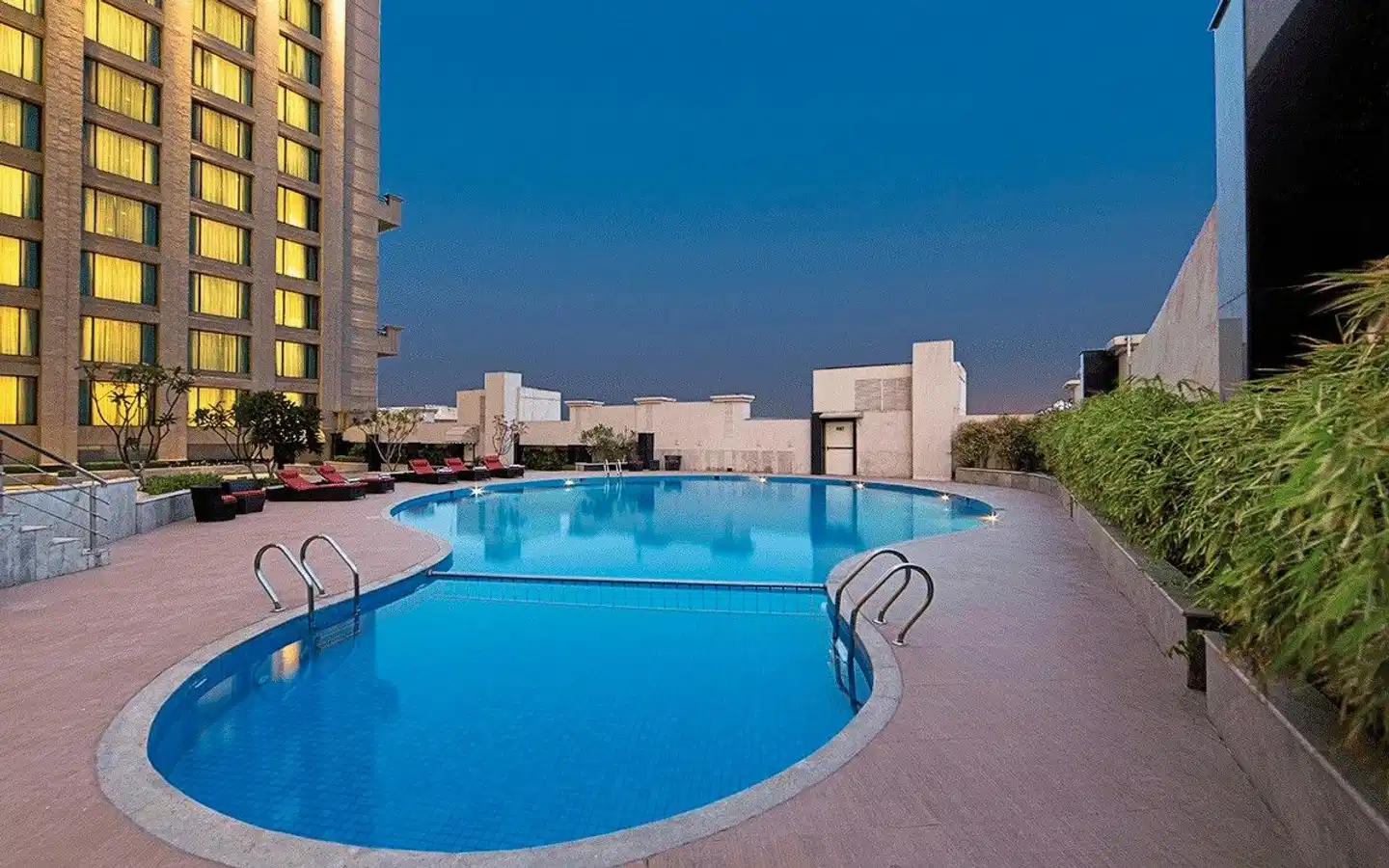 Welcomhotel Dwarka Pool