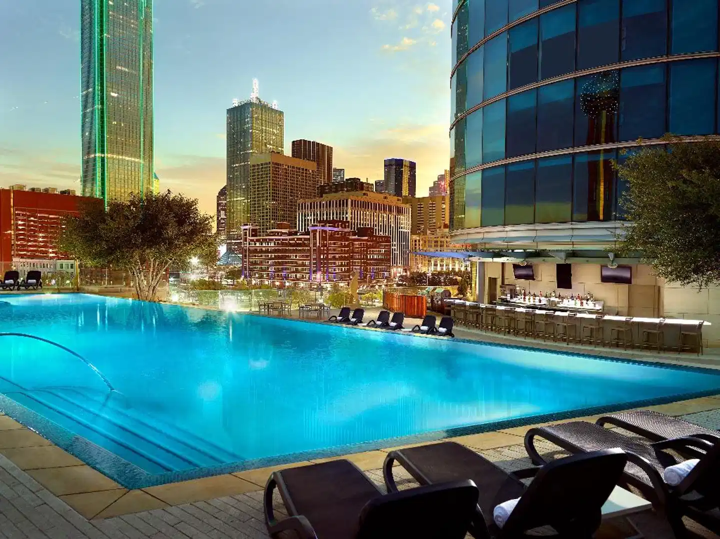 Omni Dallas Convention Center Hotel Pool