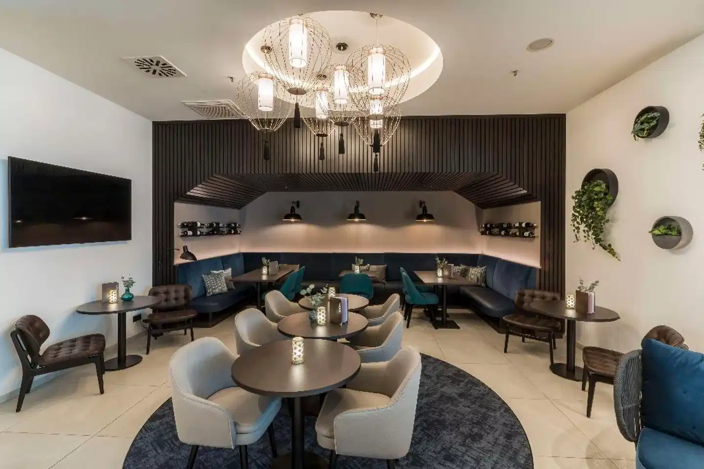 Premier Inn Würzburg Bar