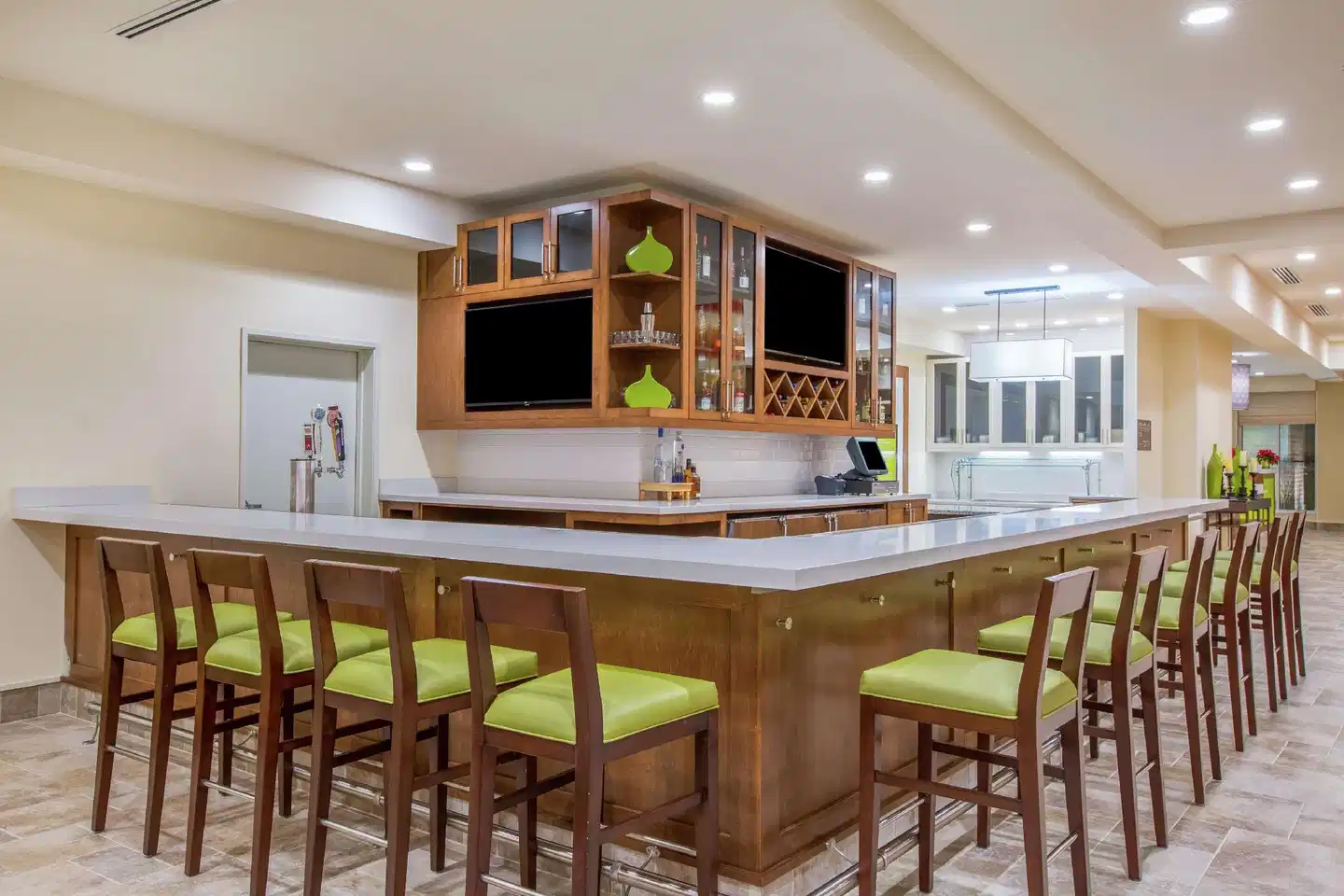 Hilton Garden Inn Olympia Bar