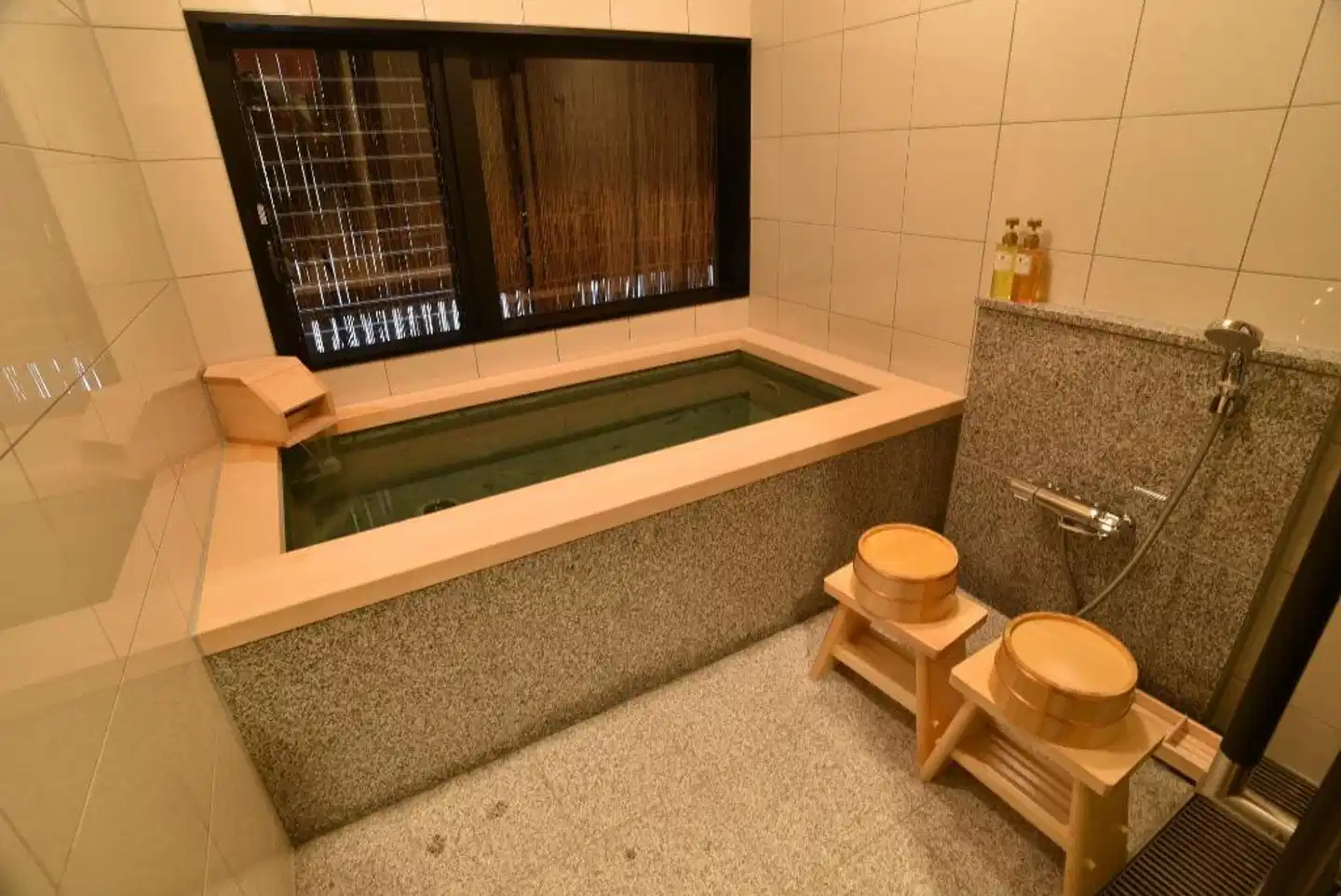 Hotel Glad One Kyoto Shichijo Badezimmer