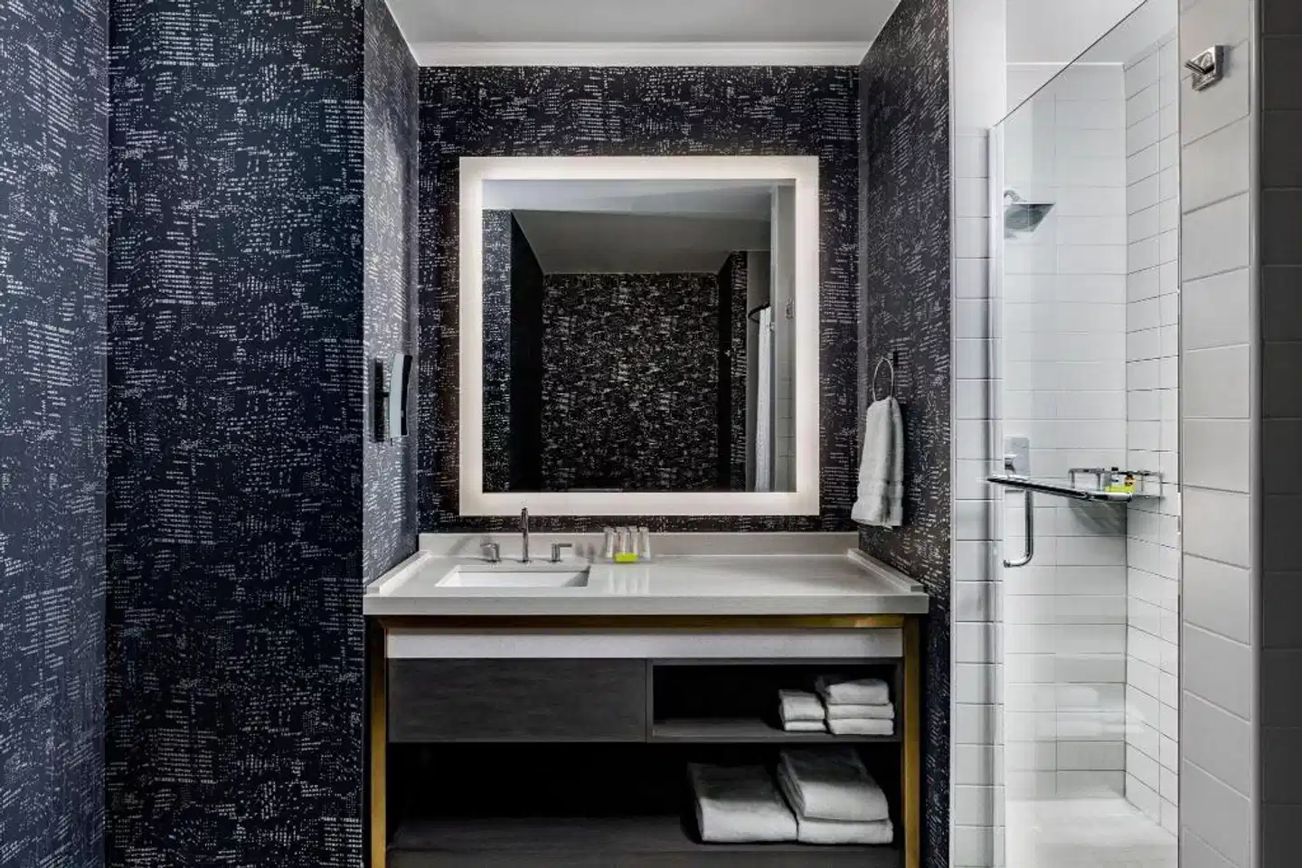 Le Méridien Houston Downtown Badezimmer