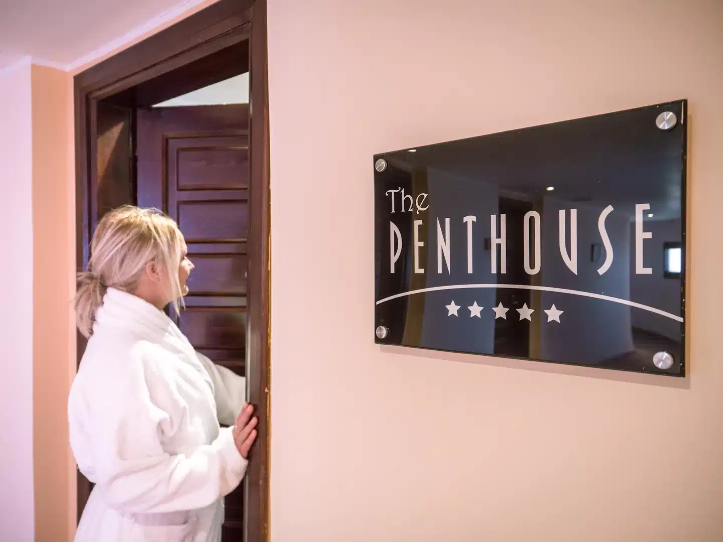 Fort Arabesque West Bay Personen