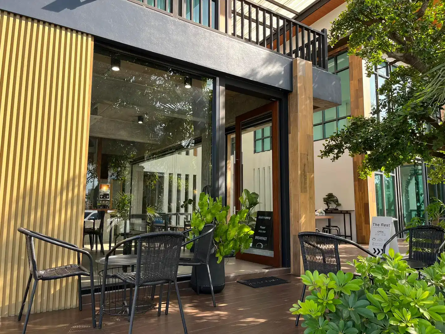 The Rest Hotel - Prachuab kriri khan Aussenansicht