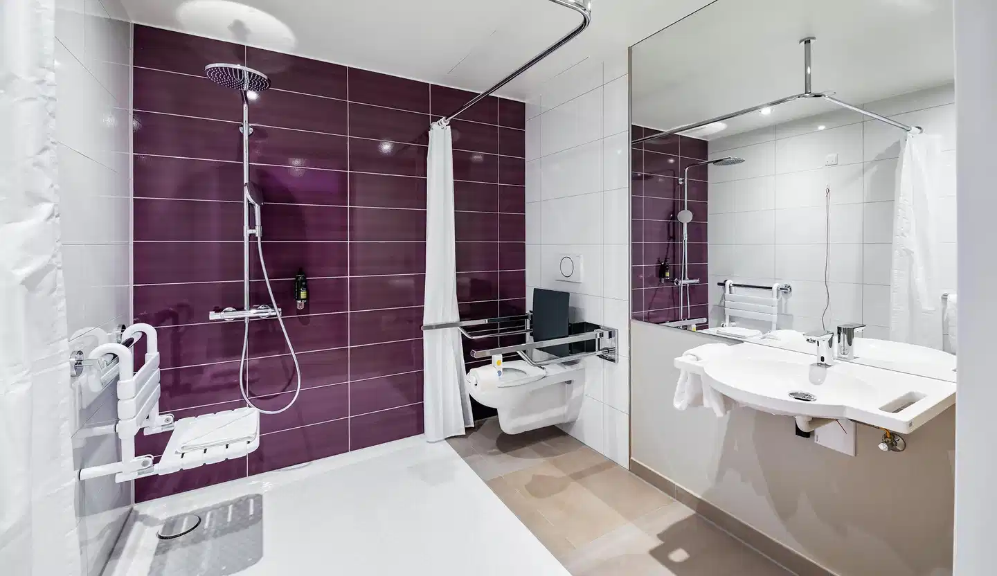 Premier Inn  Stuttgart City Europaviertel Badezimmer