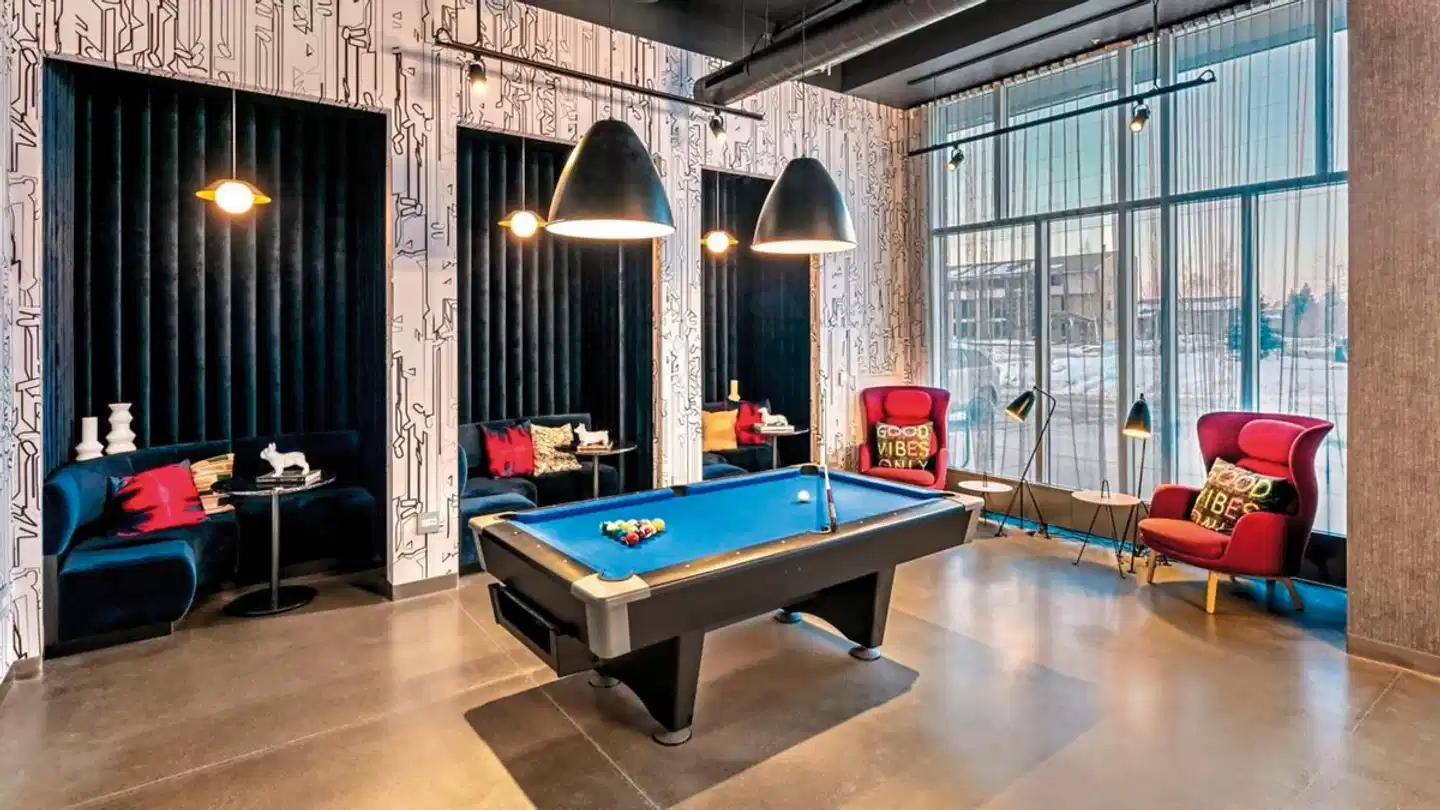 Aloft Anchorage Sport und Entertainment