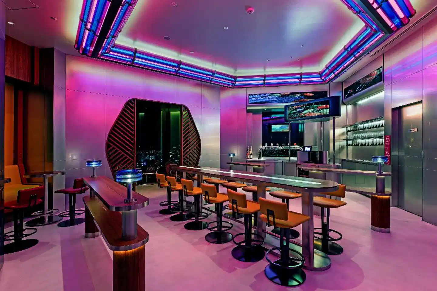 Centara Grand Hotel Osaka Bar