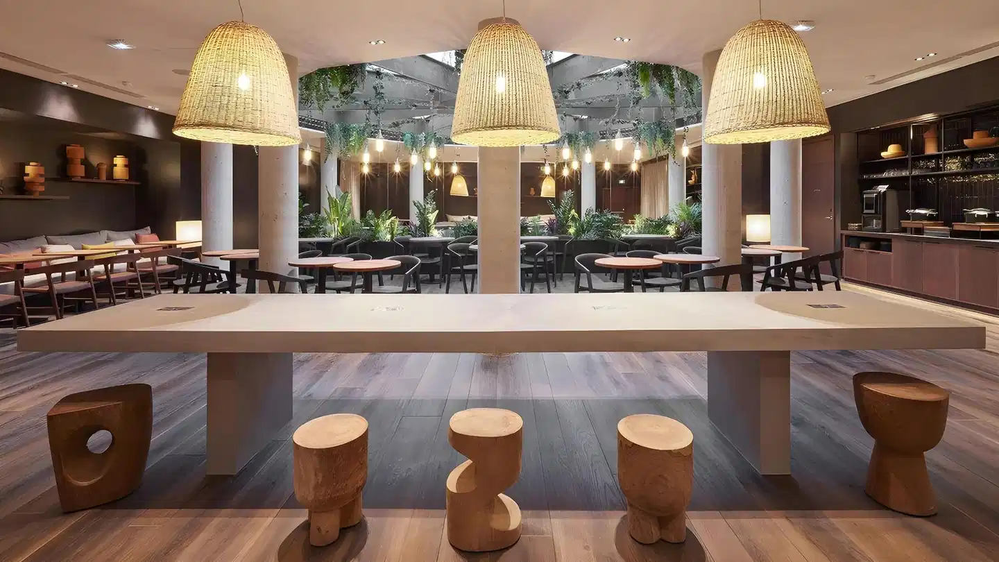 Le Bellune Paris Hotel Bar