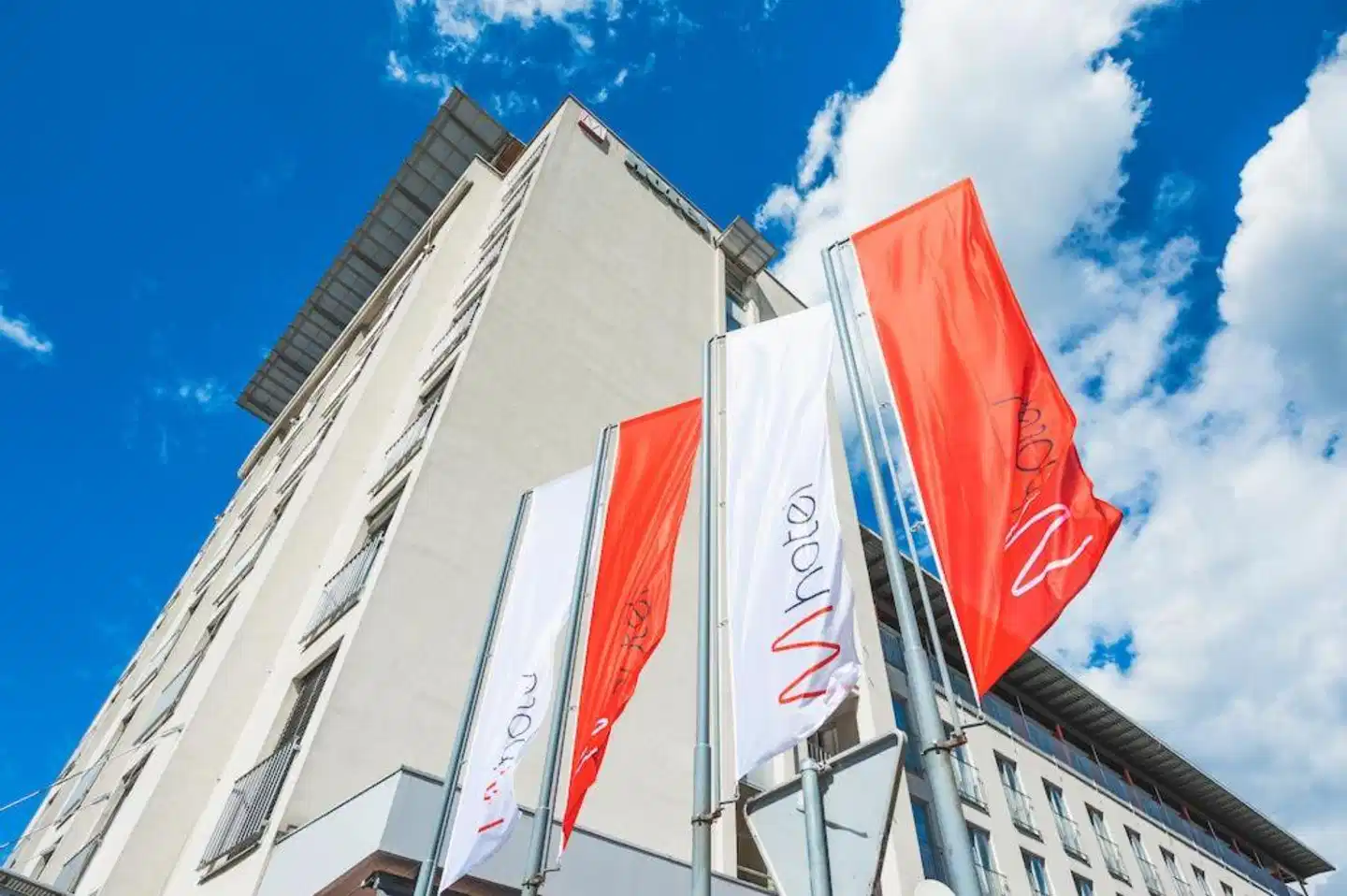 M Hotel Aussenansicht