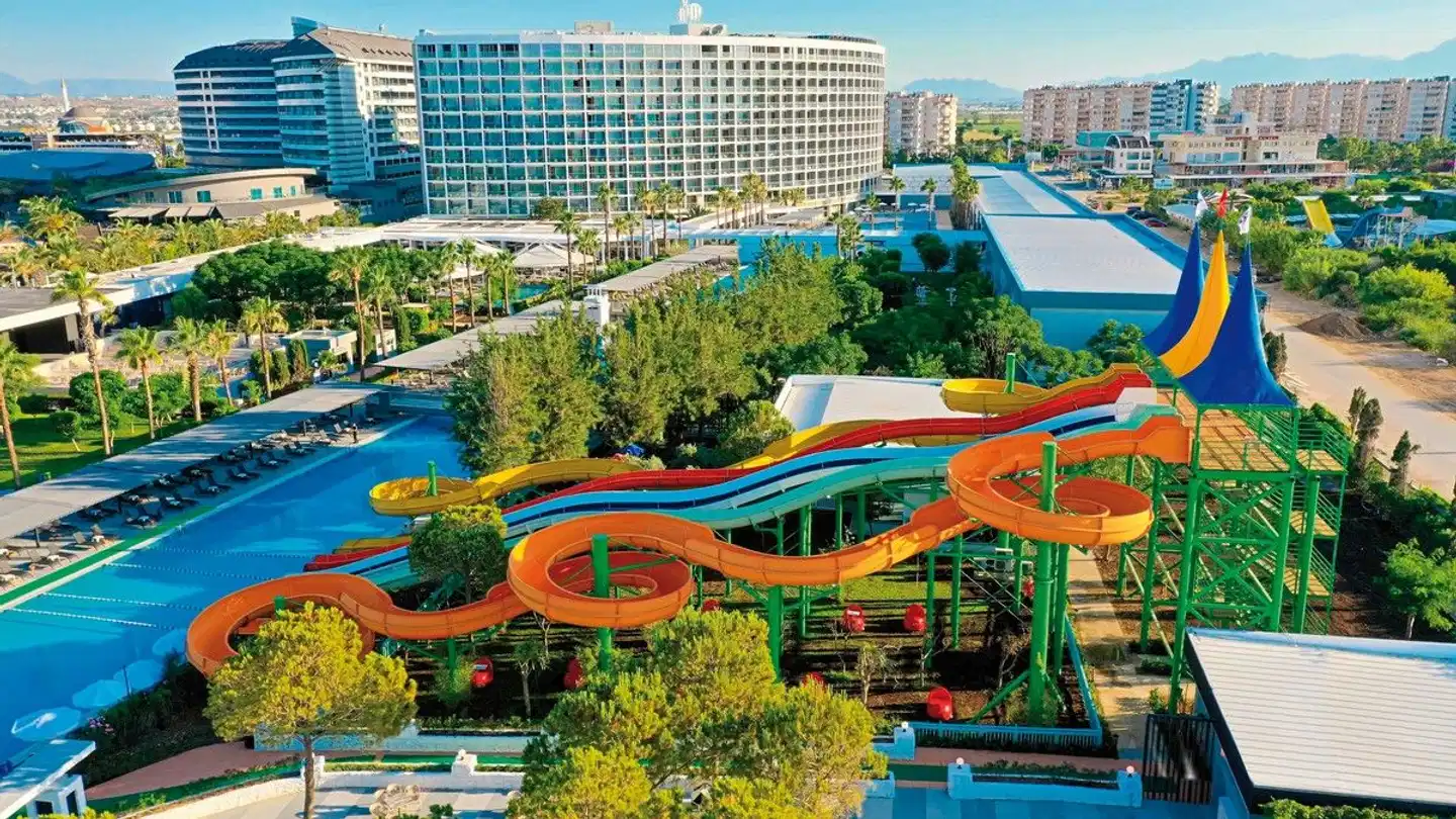 Crystal Centro Aussenansicht