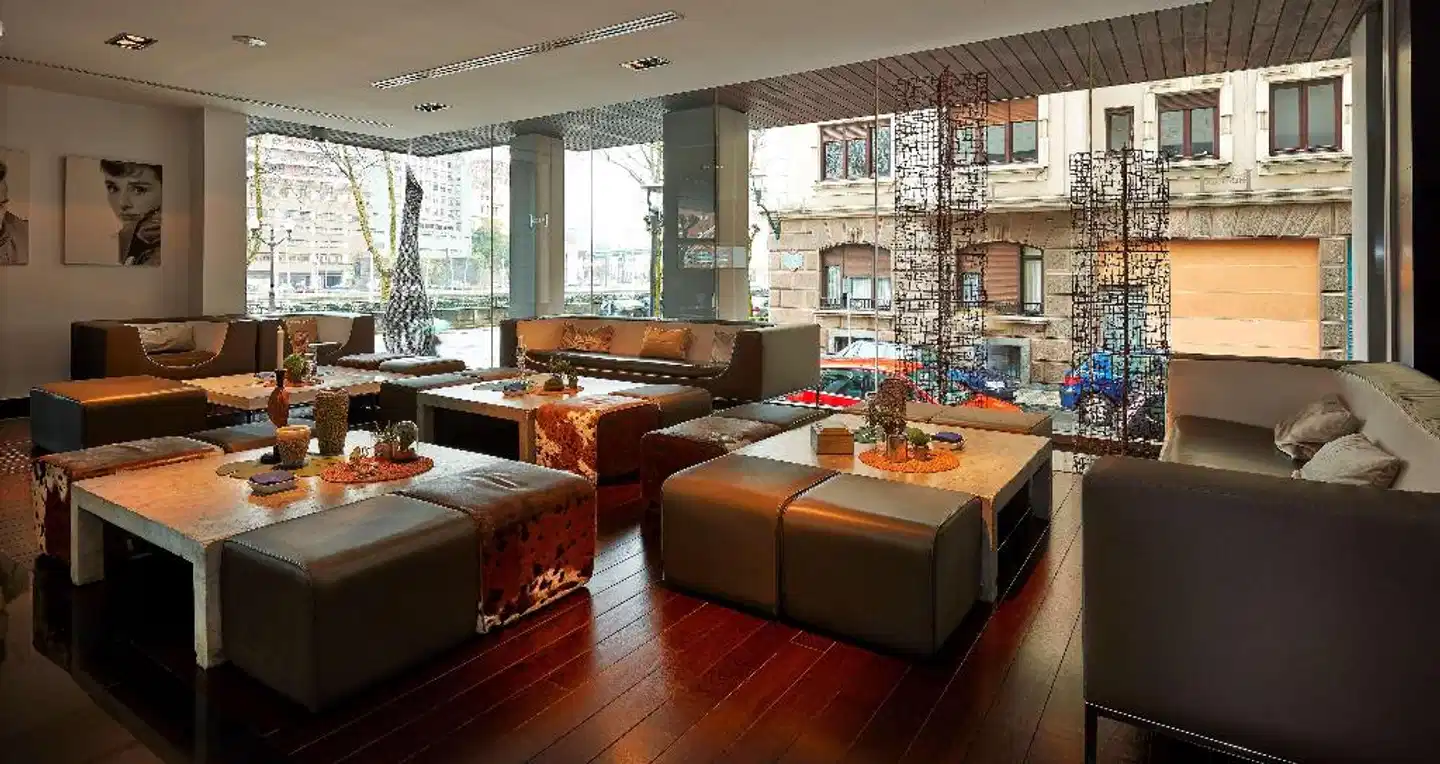 Hesperia Bilbao Lobby
