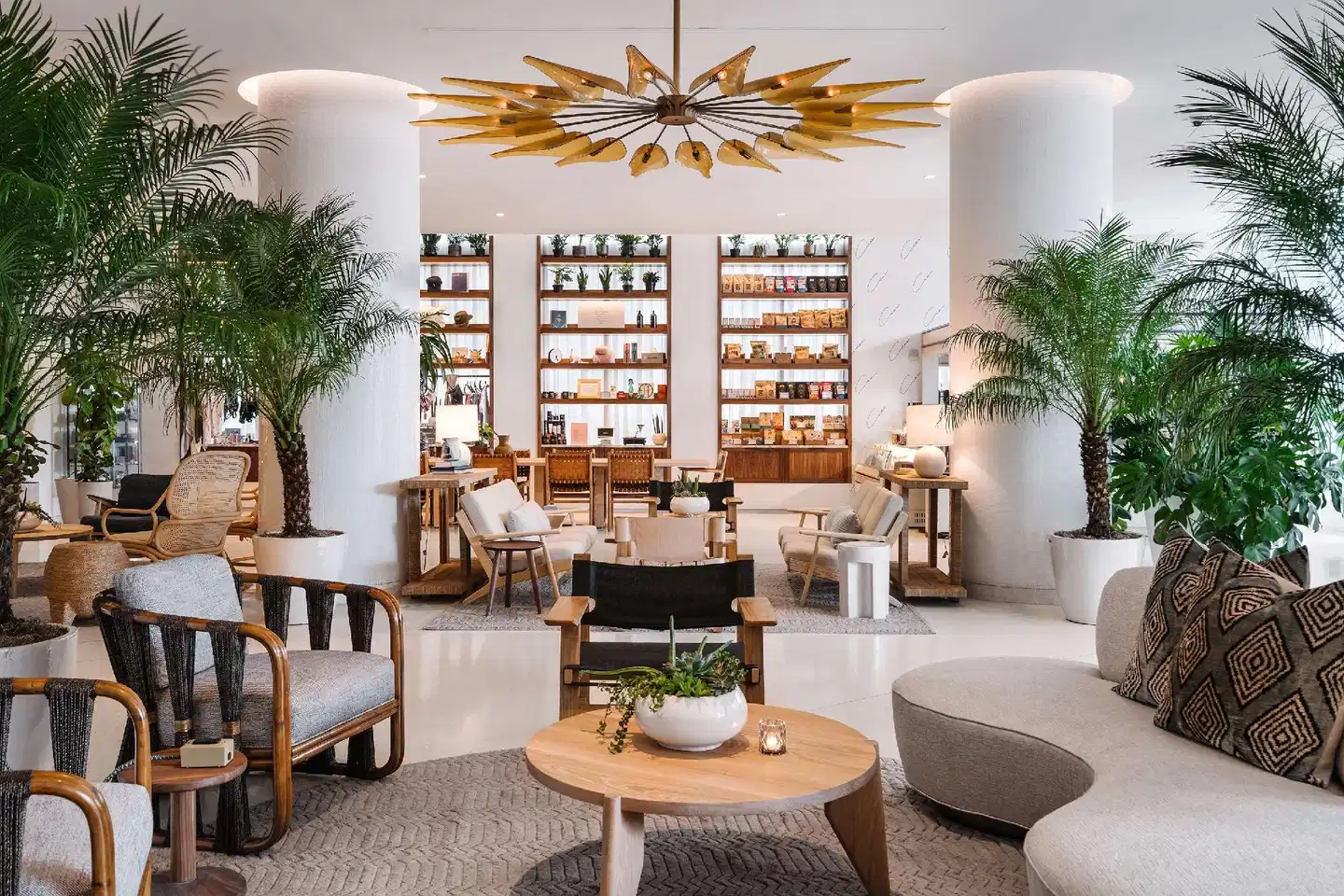 Nautilus Sonesta Miami Beach Bar