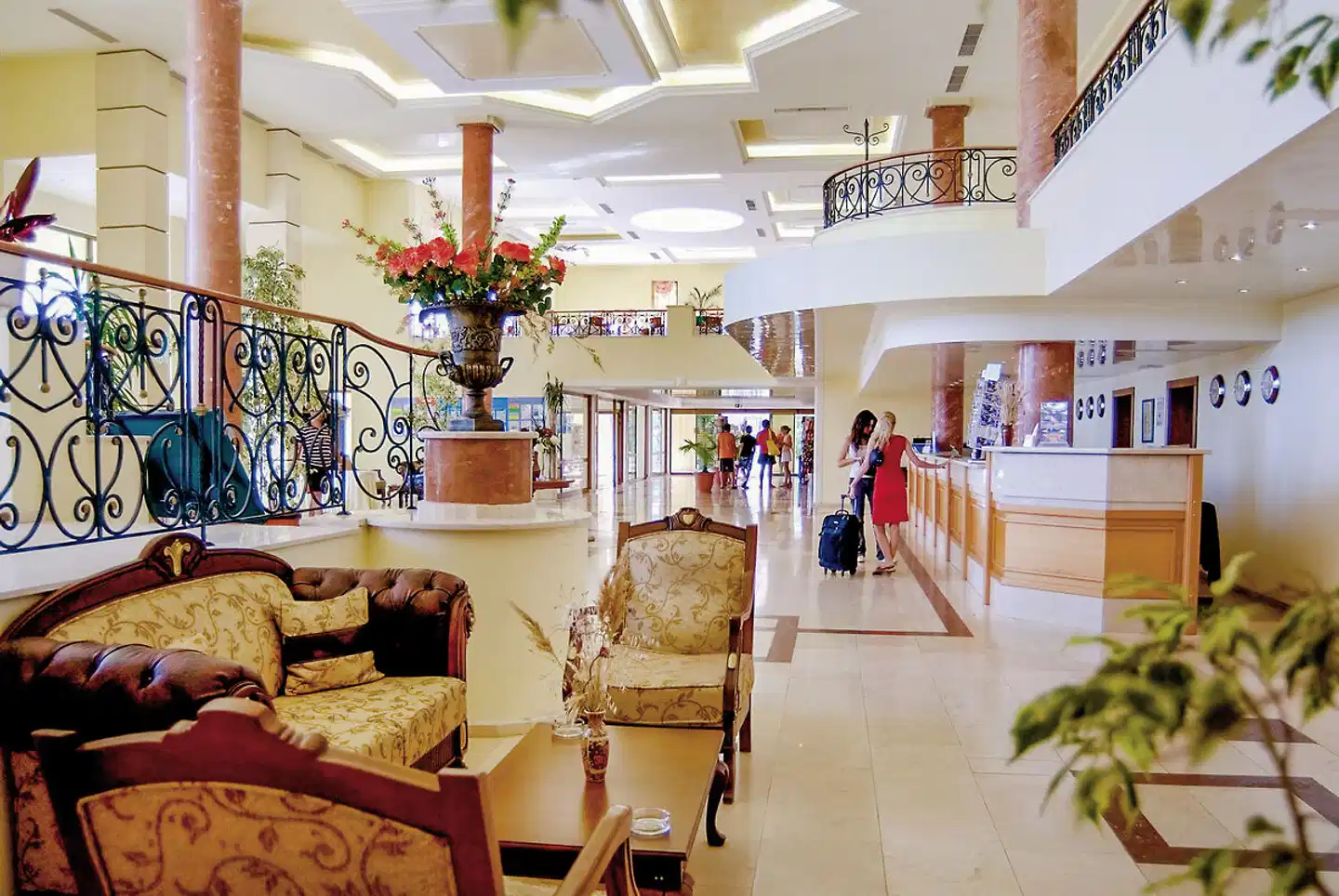 Duni Royal Resort Belleville Lobby